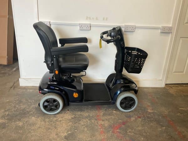 INVACARE LEO - BLUE - Image 4